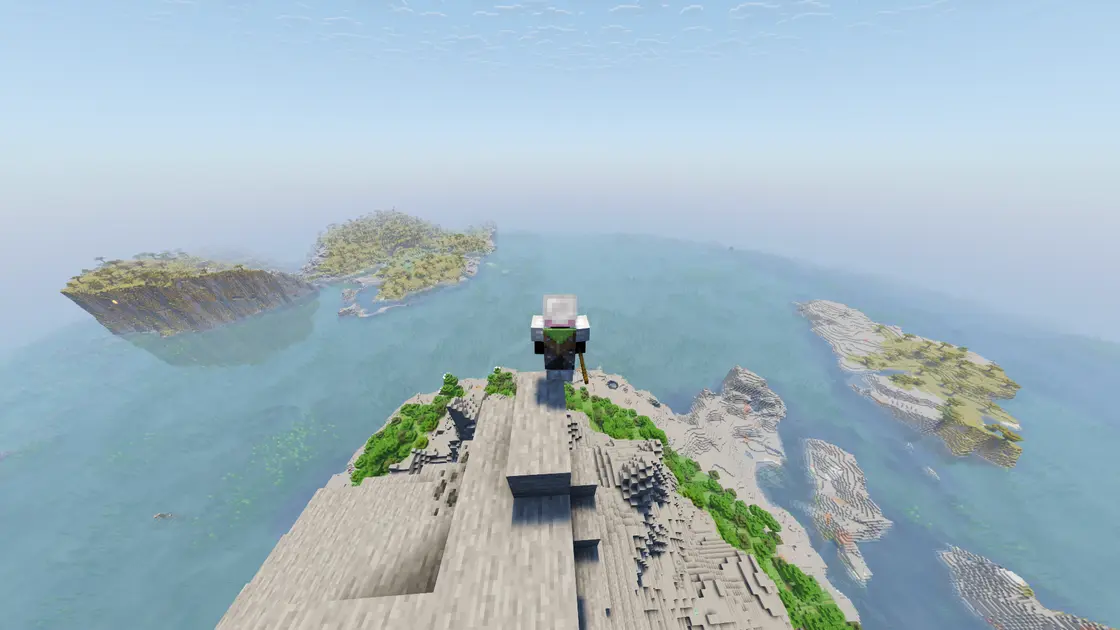 Insel aus einem Berg, umgeben von dichten Wäldern